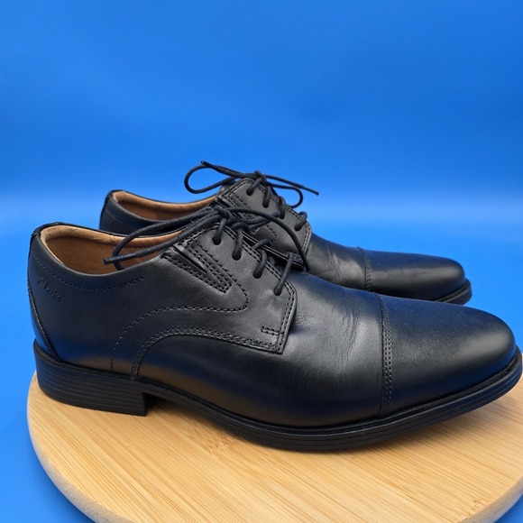 New NWOB Clarks Formal Smart Heeled Lace Up Leather Shoes Whiddon Cap Men's 8.5W